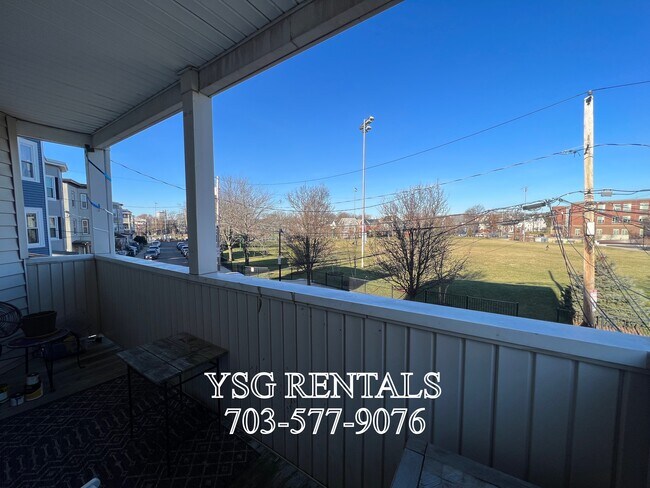 Photo - 20 Lincoln Pky