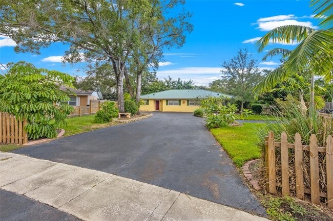 Designated private parking - 6396 27th St N Unit Apt. B