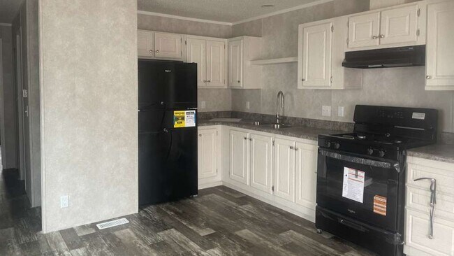 Photo - 16 Eastview Dr