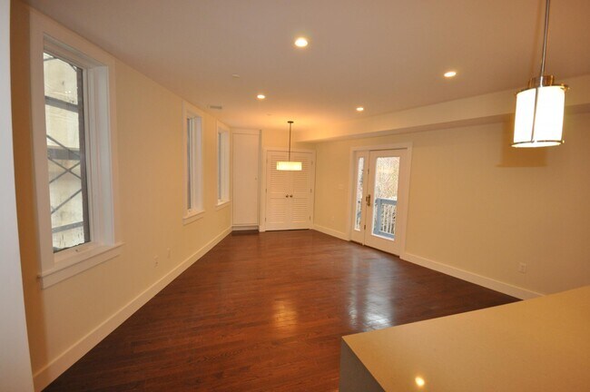 Photo - 20 Sussex St