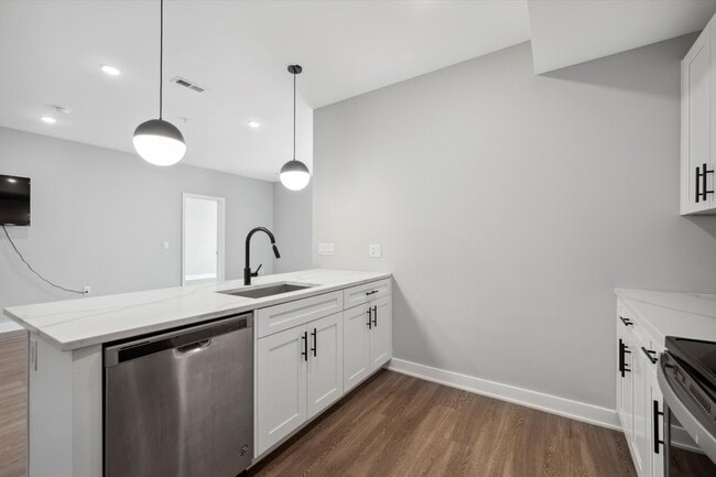 Building Photo - 1841-43 N Gratz ST Unit C4