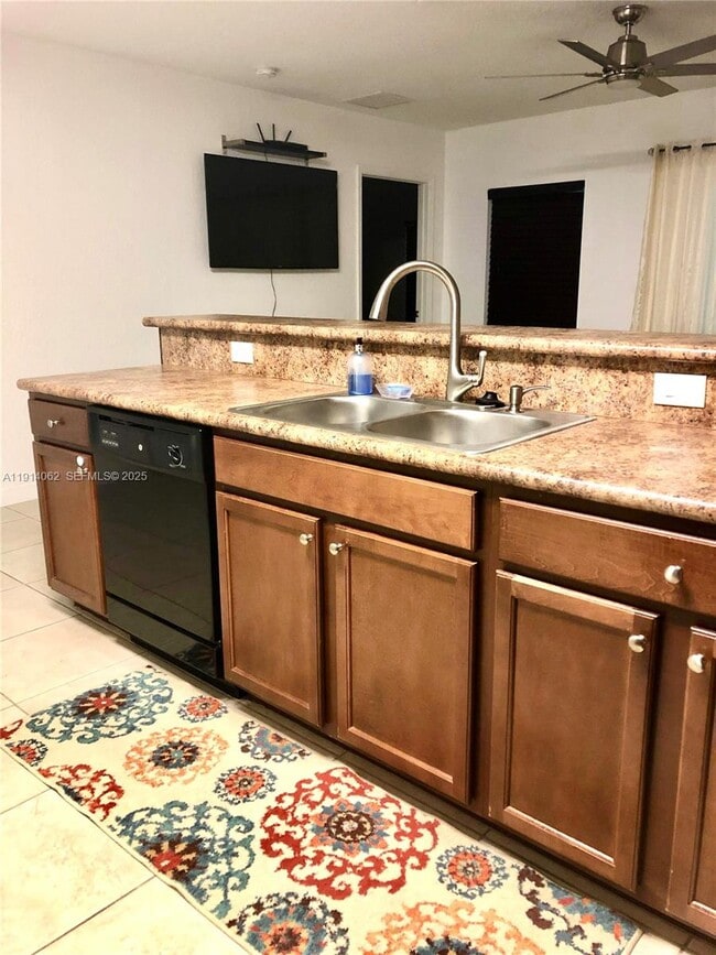 Photo - 1018 Foster Rd