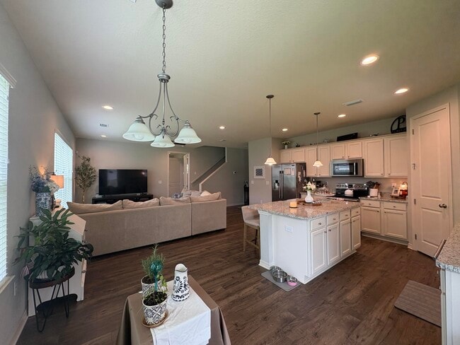 Photo - 153 Creve Core Dr