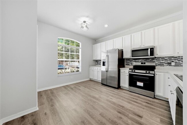 Photo - 403 Laguna Mill Dr