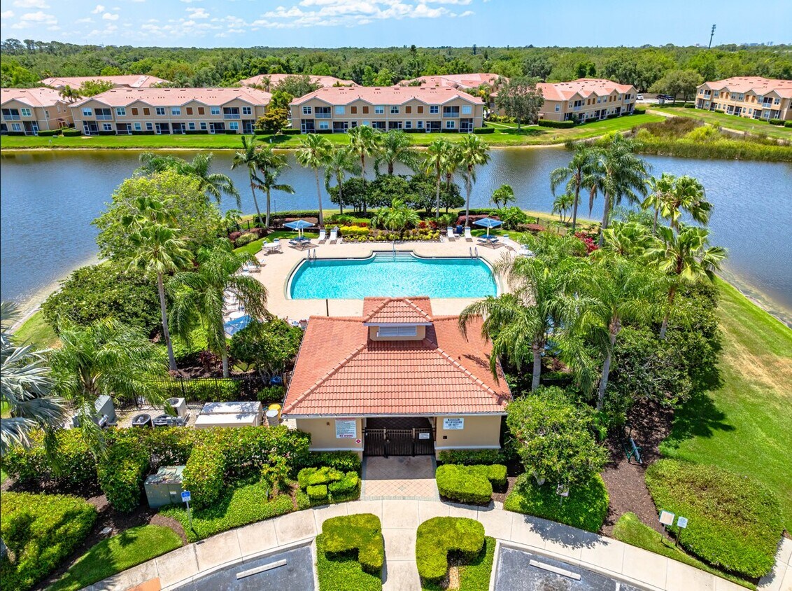 Photo - 3768 Parkridge Cir (Sarasota, FL)