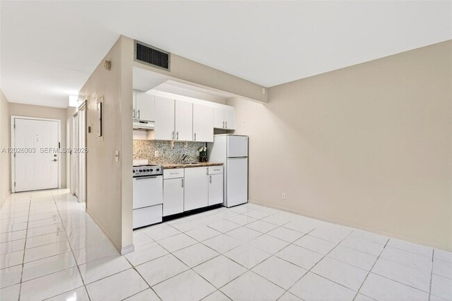 Photo - 1400 SW 124th Terrace Unit 111Q