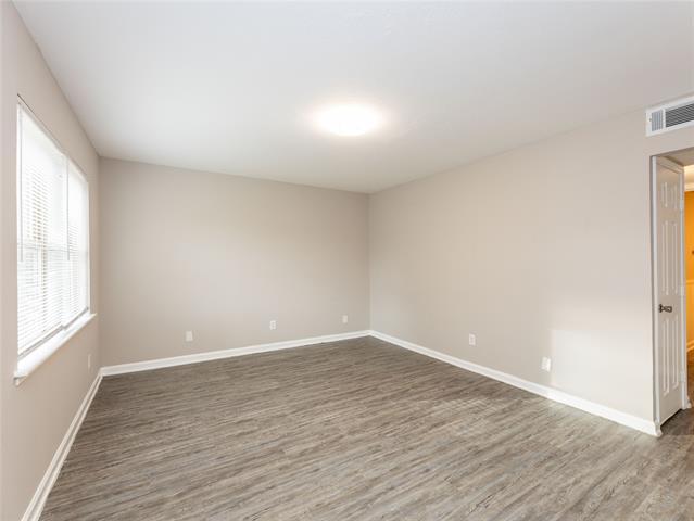 Photo - 4301 Live Oak Dr