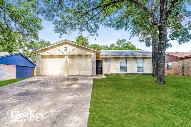 Photo - 7557 Folkstone Dr House