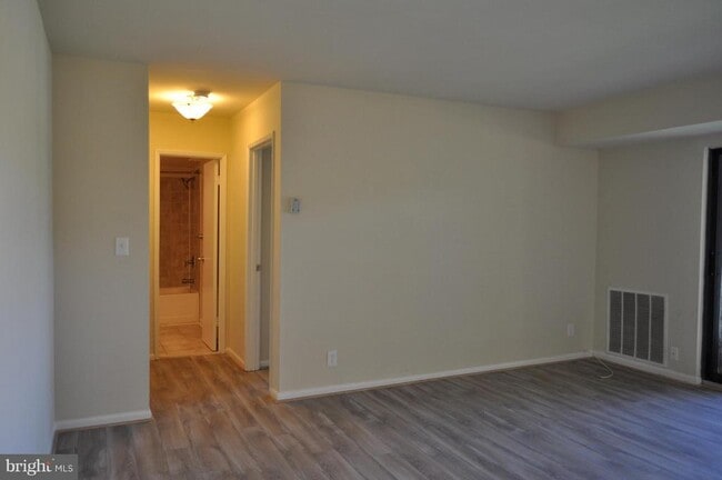 6091 Majors Ln Unit 6