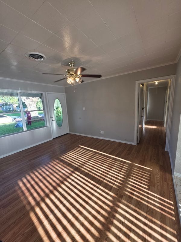 Photo - 1312 Miles St