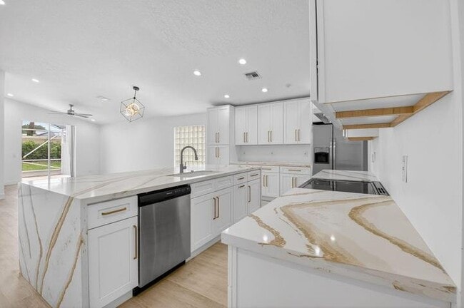 Photo - 11728 Dove Hollow Ave