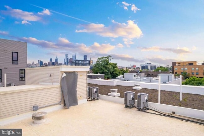 Building Photo - 1223 N 7th St Unit 308