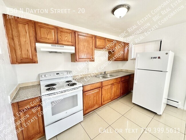 Photo - 750 Dayton St Unidad 20