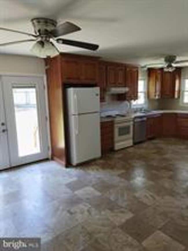 Photo - 3 BR Country Home