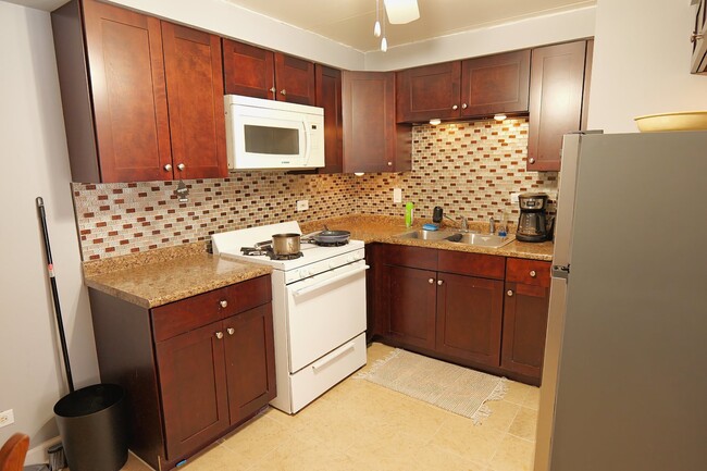 Photo - 10811 S Lloyd Dr Unit 3