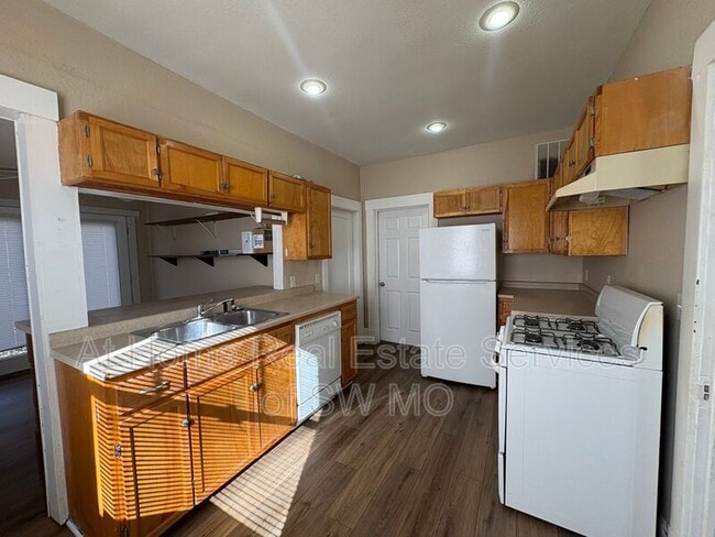 Photo - 2307 N Franklin Ave