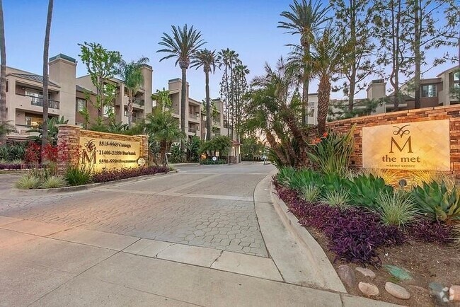 Building Photo - 21520 Burbank Blvd Unit #305 Rental