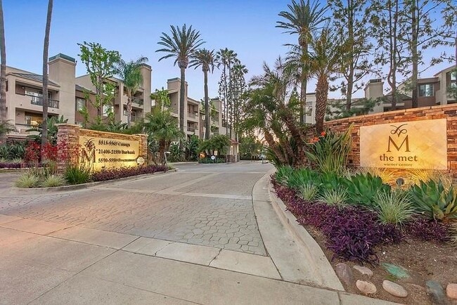 Photo - 21520 Burbank Blvd Condo Unit #305