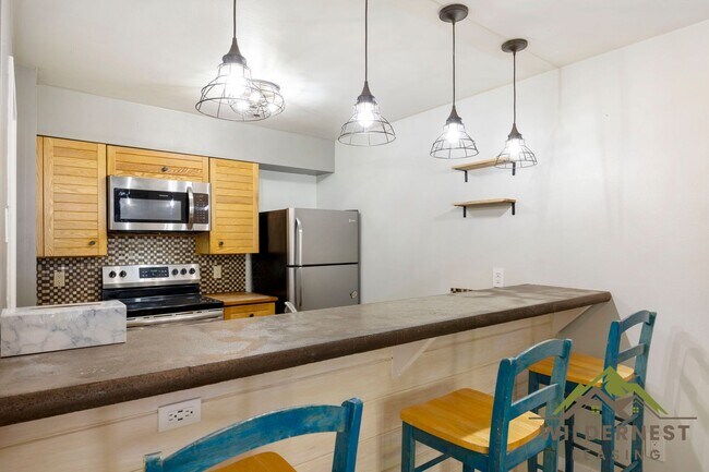 Photo - Steps to the Runs, Mountain Views, Spacious Ski Run 1 Bedroom Condo
