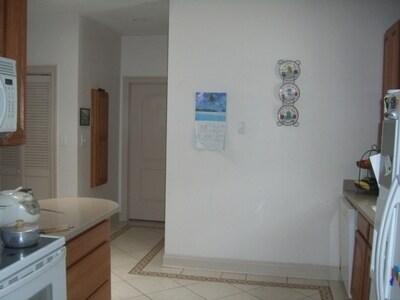 kitchen - 11140 Coates Rd