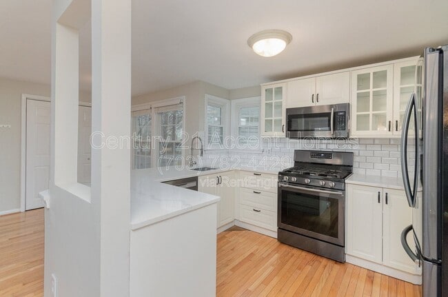 Photo - 7579 Cross Gate Ln
