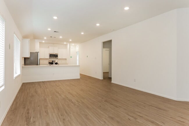 Photo - 1731 Sahara Dr