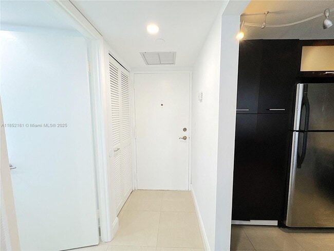 Photo - 1865 Brickell Ave Unit A404