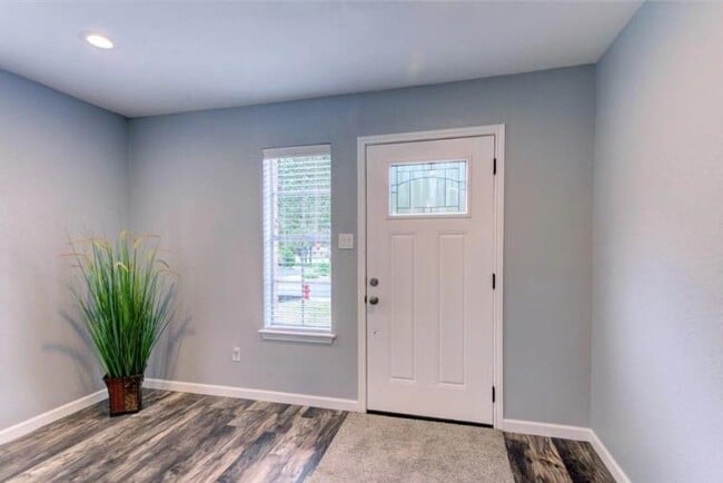 Photo - 1710 Palmetto Dr