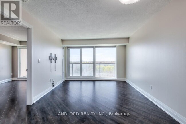 Photo - 18 Valley Woods Rd Unit 606