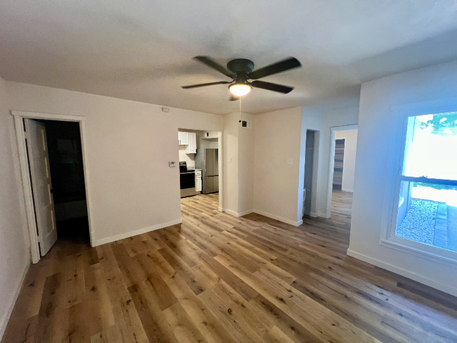 Photo - 1719 Dewey St Apartment Unit 1723