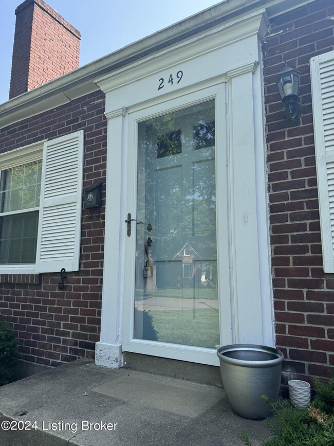 Photo - 249 Norbourne Blvd