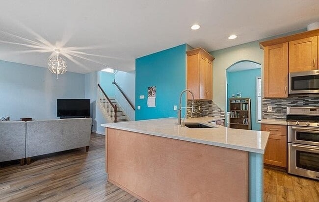 Photo - 7407 Everwood St NE