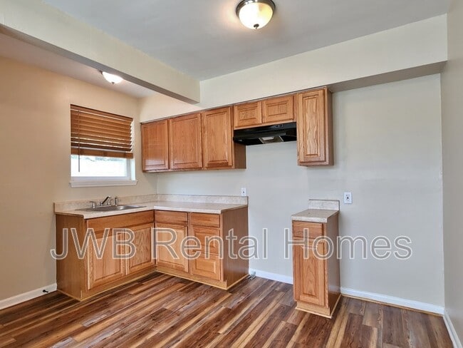 Photo - 329 Demper Dr