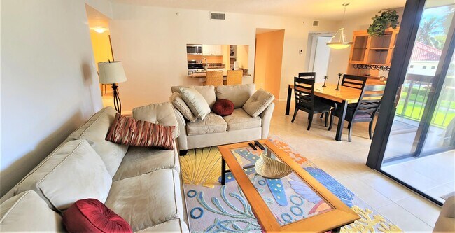 Photo - 1915 Lavers Cir Unidad E208