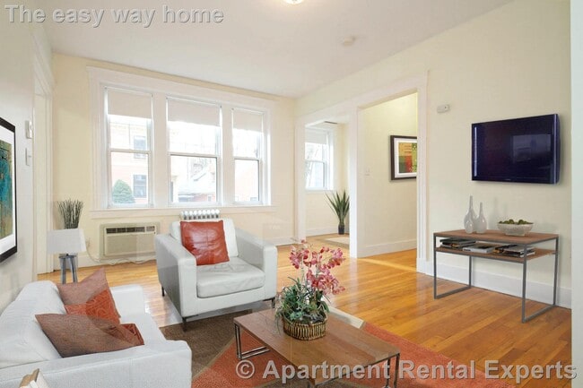 3 Langdon St Unit 4