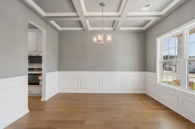 Photo - 3080 Wynn Wy