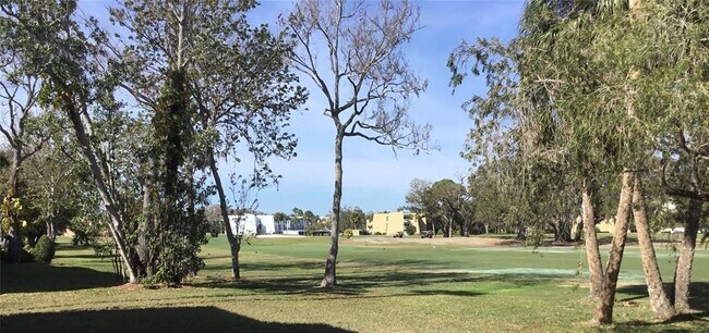 Photo - 48 Country Club Dr Unidad 48