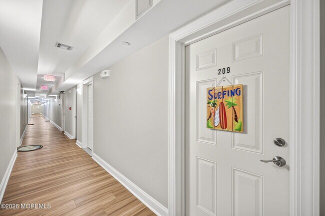 Photo - 1700 Main St Unit 209