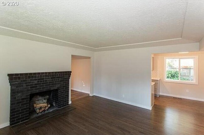 Photo - 18641 NE Everett Ct