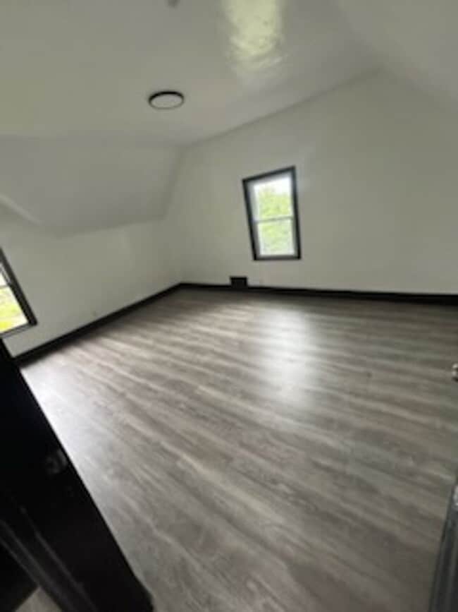 Photo - Newly Update 3 bedroom 1 bath house for re...