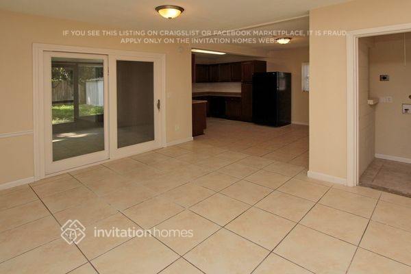 Photo - 8606 Chinaberry Dr House