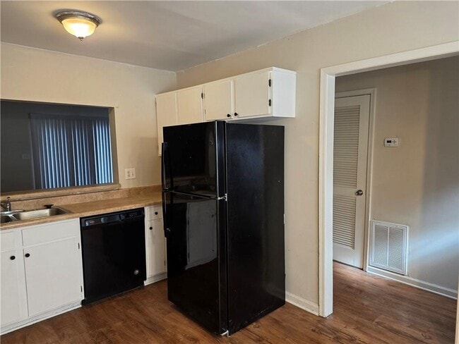 Photo - 1225 Oakplace Dr SW Unit B