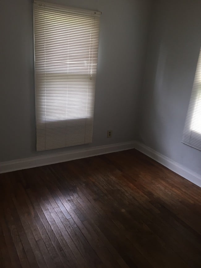 Photo - 700 N Carico St