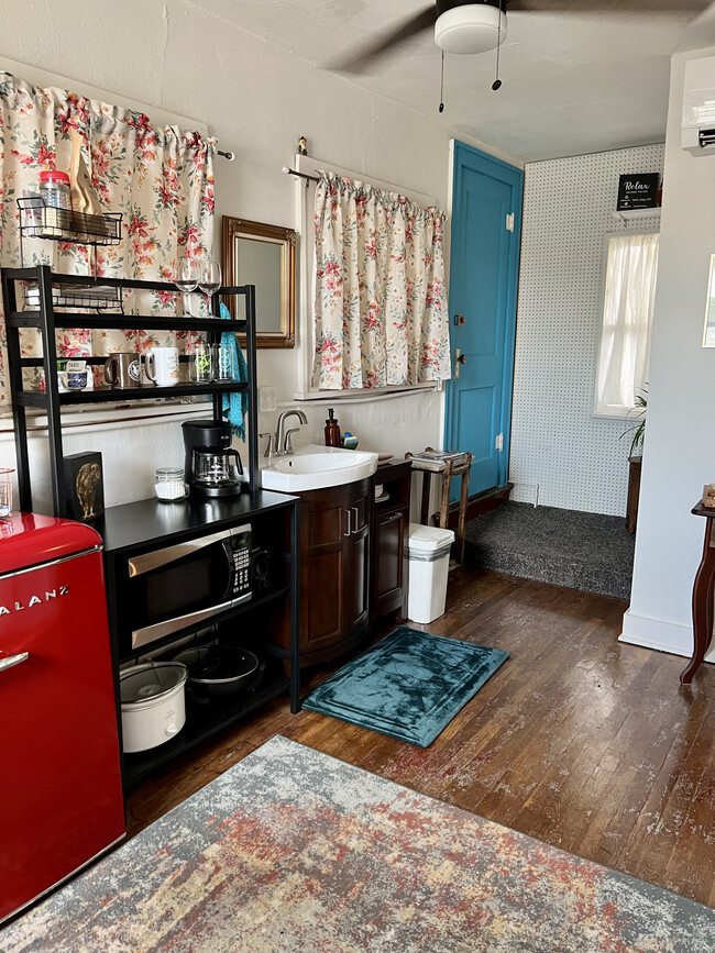 Entryway into Kitchenette Area - 107 E 7th Ave Apartment Unit A