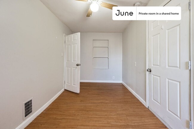 Photo - Room in Shared 3 bed/1 bath home Unit A