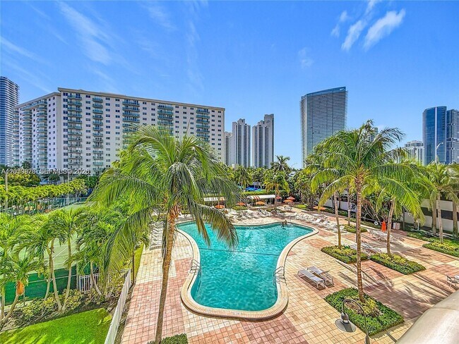 Photo - 19380 Collins Ave Unit 308