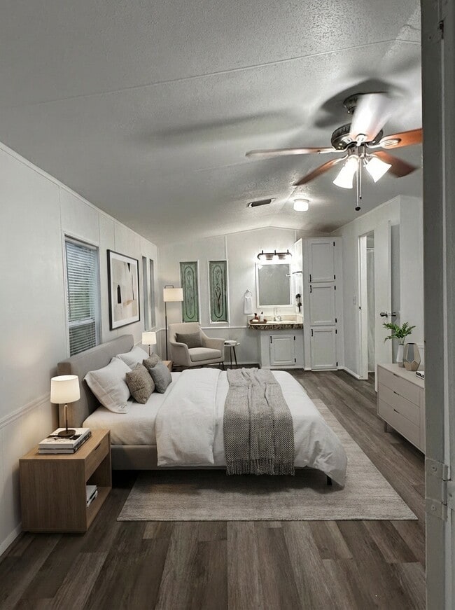 Photo - 4823 NW 27th St