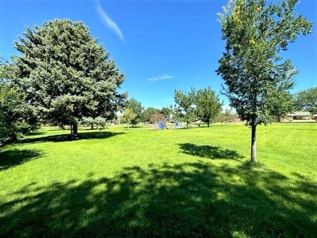 Building Photo - COMING SOON -Modern 1-Bed/1-Bath Condo – A... Unit A