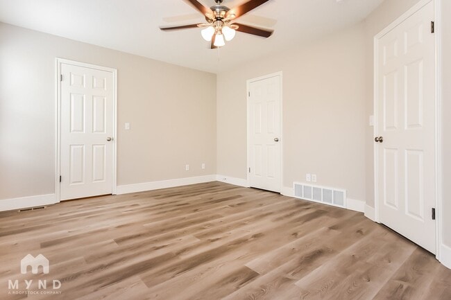 Photo - 202 W 1875 N