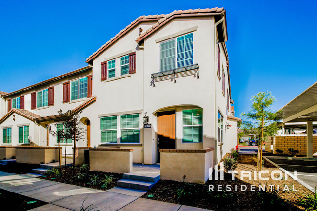 Photo - 24705 Saber Ct Townhome